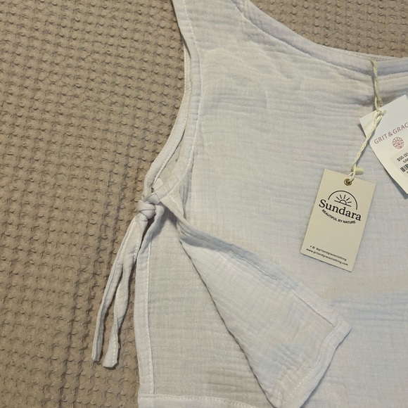 White Linen set - Picture 3 of 5